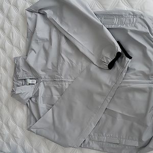 Izod Packable Windbreaker
